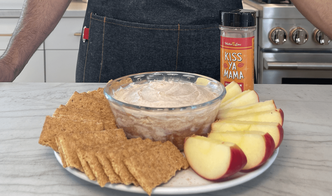 Cinnamon Roll Cream Cheese Dip